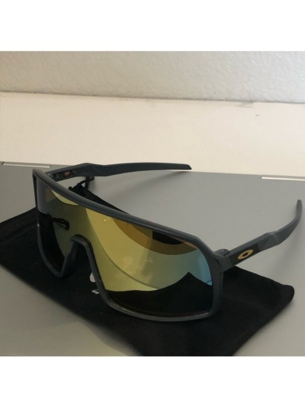 OAKLEY SUTRO 24k Gray Matte Frame OO9406 - Picture 4 of 9